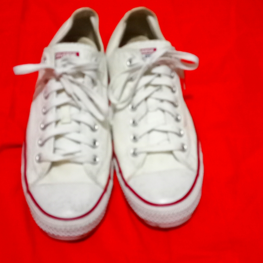 The Converse® Chuck Taylor® All Star® Core Ox Low Top Sneakers:9 Men & 11Women